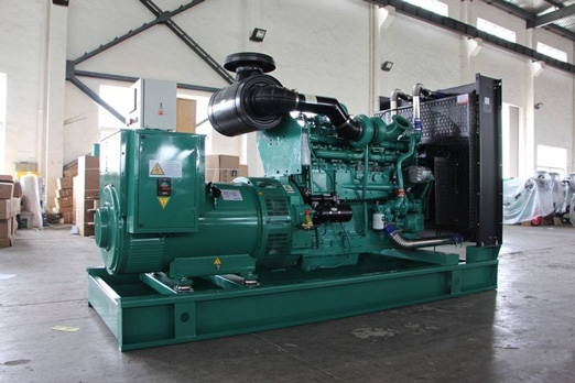 襄城320kw康明斯柴油发电车出租组图片 襄城320kw康明斯柴油发电车出租组图片